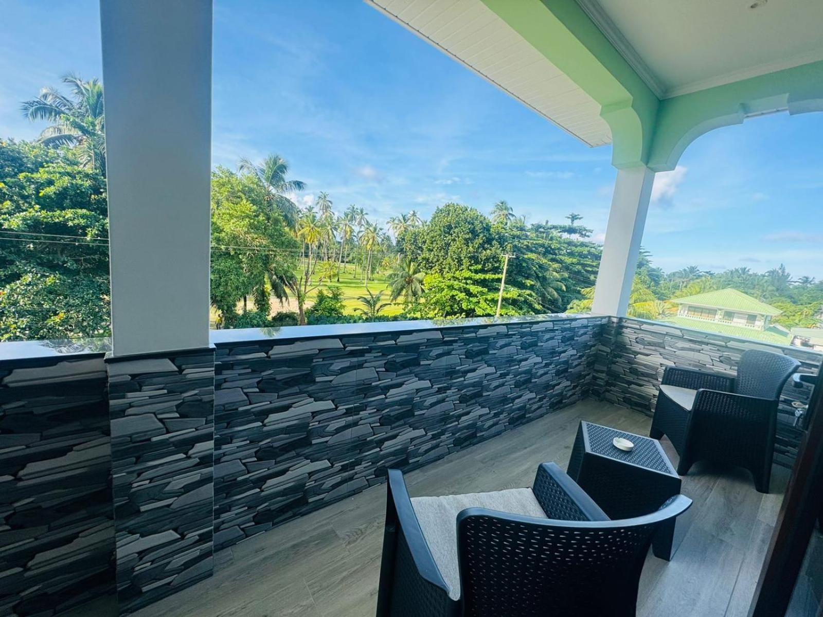 Green Palm Self Catering Anse aux Pins Exterior photo